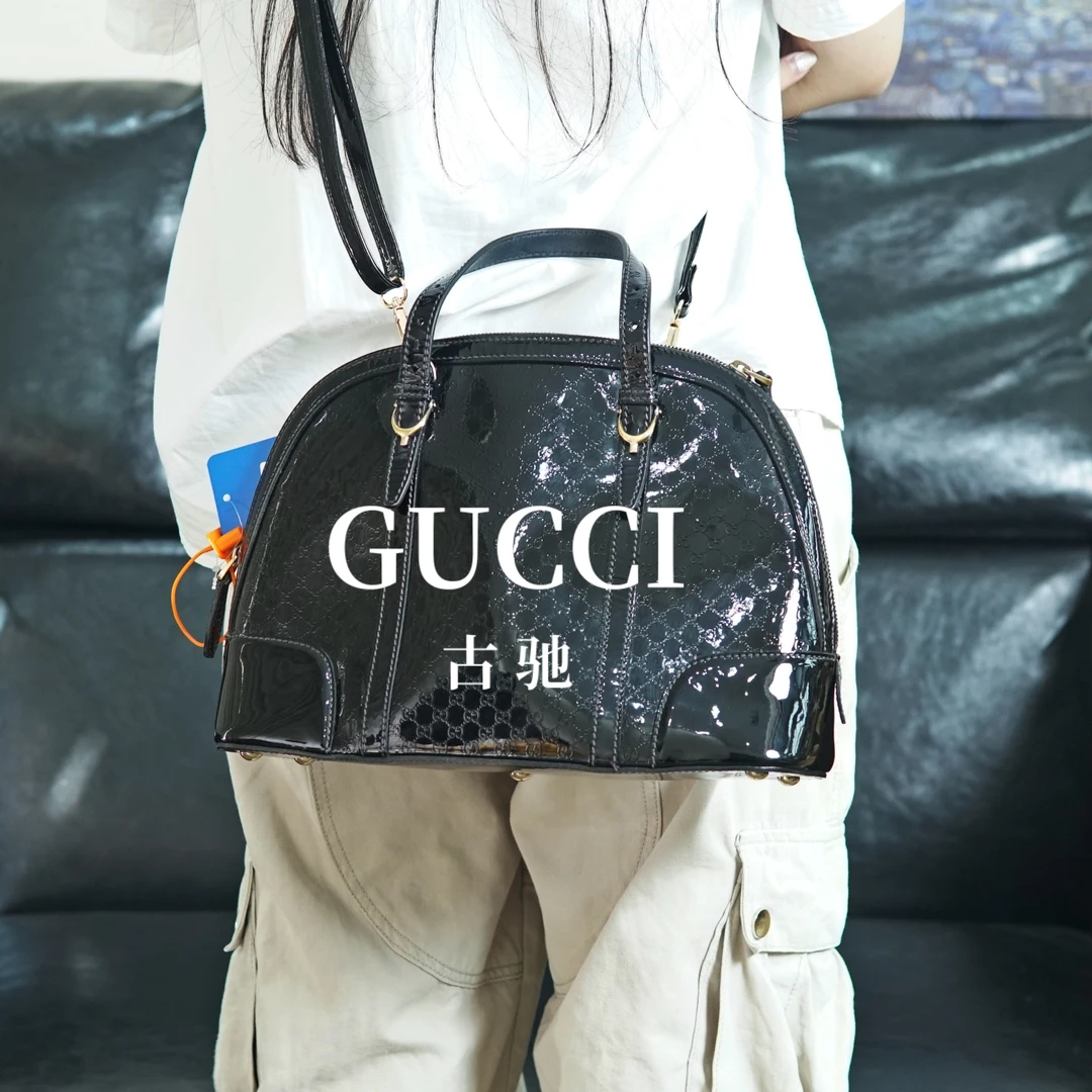 95新 GUCCI/古驰 贝壳斜挎包/BC09511077/1077