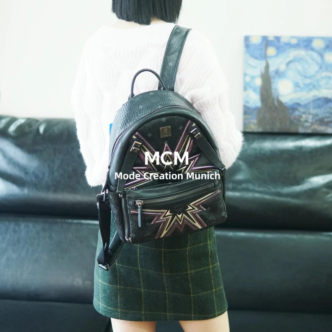 95新 MCM 黑色双肩包/KD09525025/5025