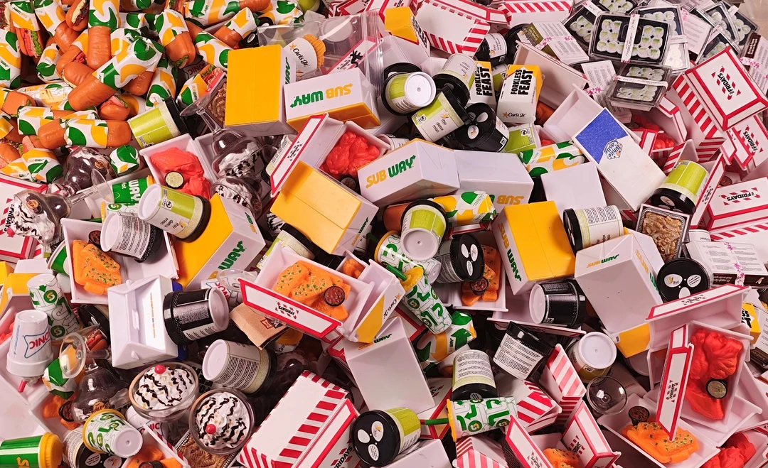 五倍惊喜球-自选微缩玩具(默认微瑕）