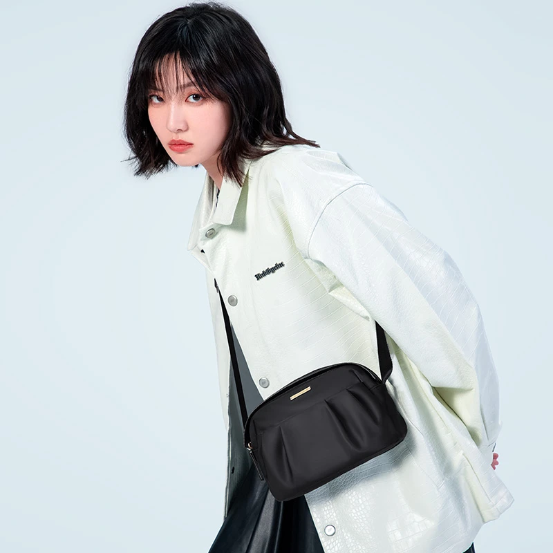 GOLF/高尔夫时尚百搭单肩包手机包休闲褶皱包云朵包包女士斜挎包
