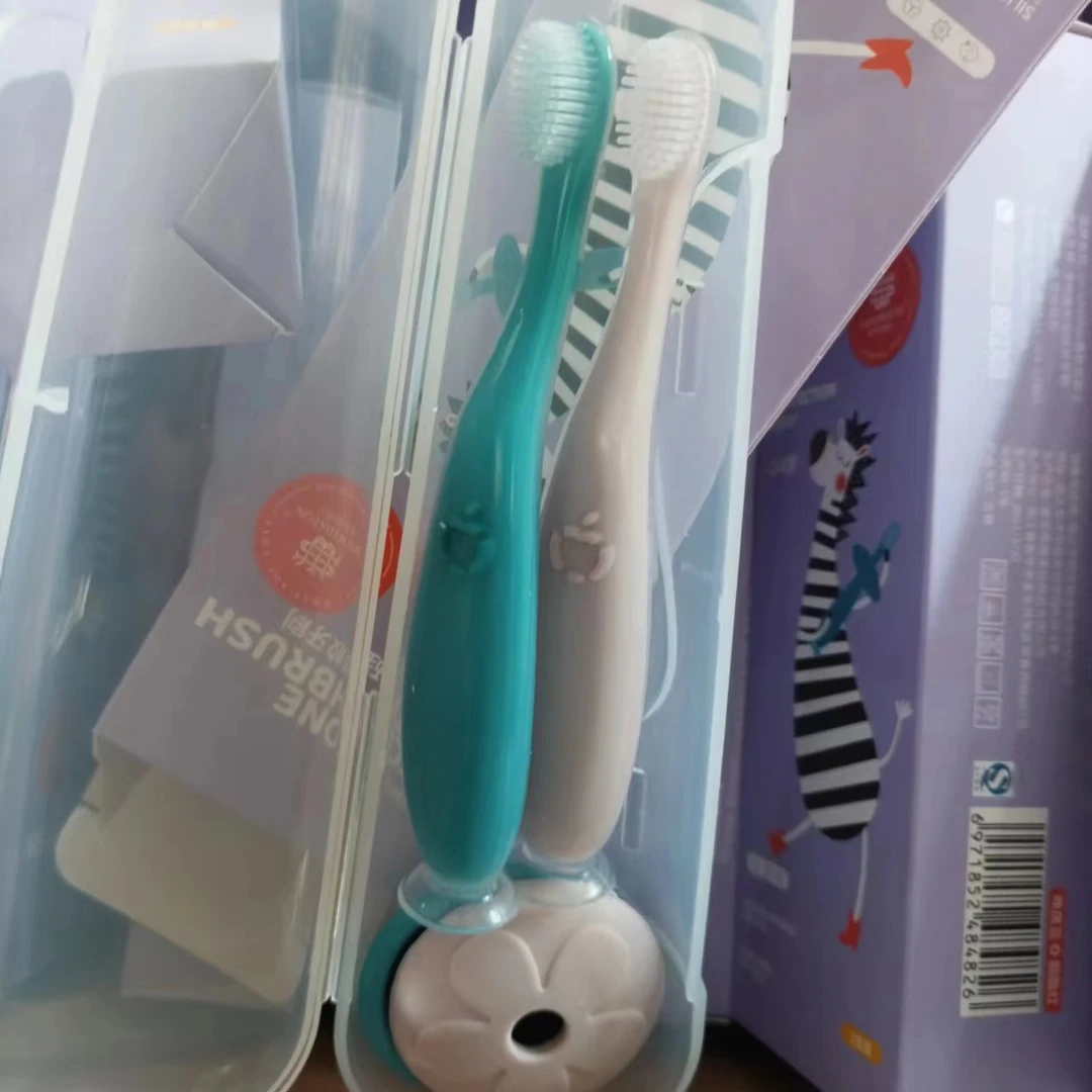 儿童长柄硅胶牙刷