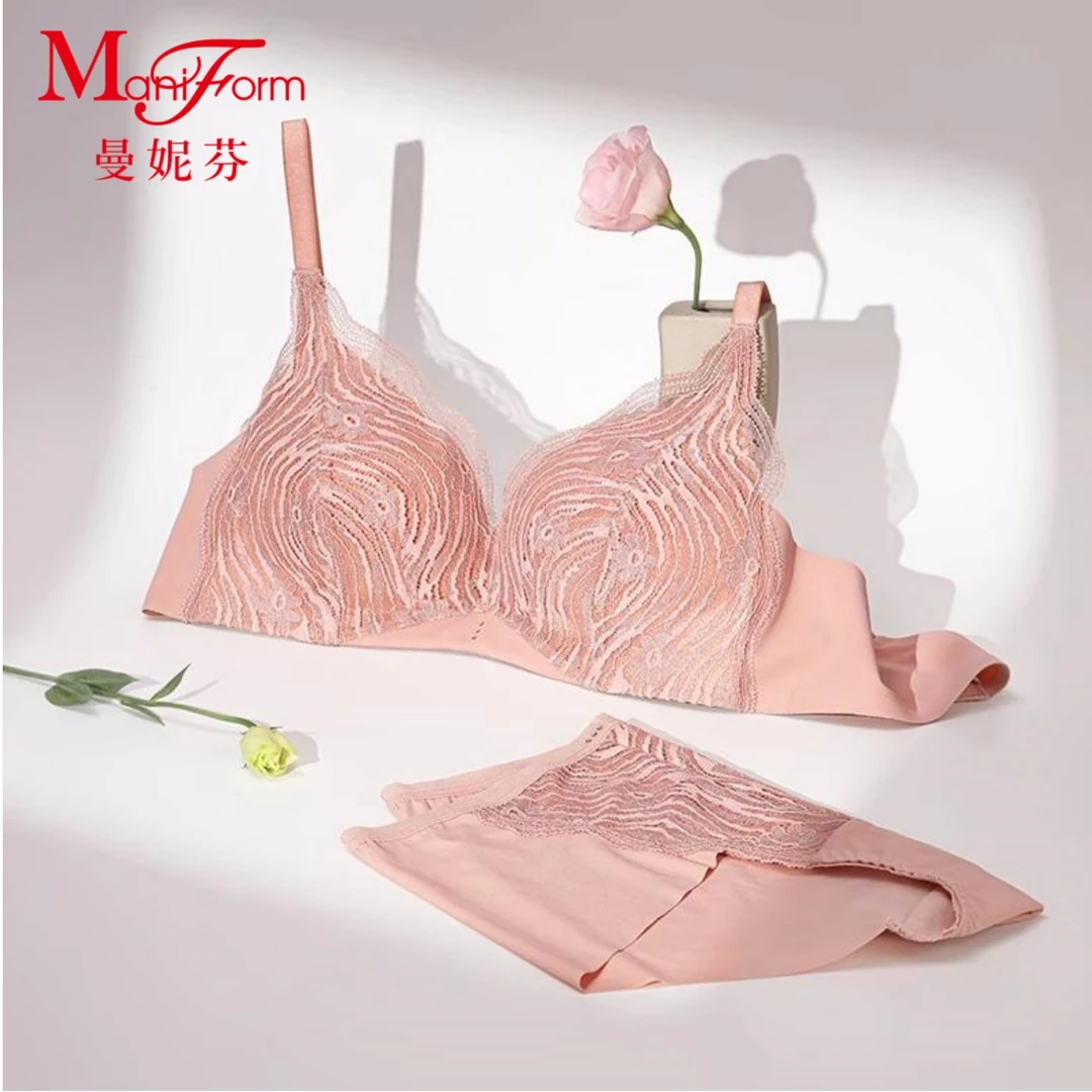 【达人专属】曼妮芬无钢圈薄杯微聚拢无痕文胸珠光蕾丝内衣套装
