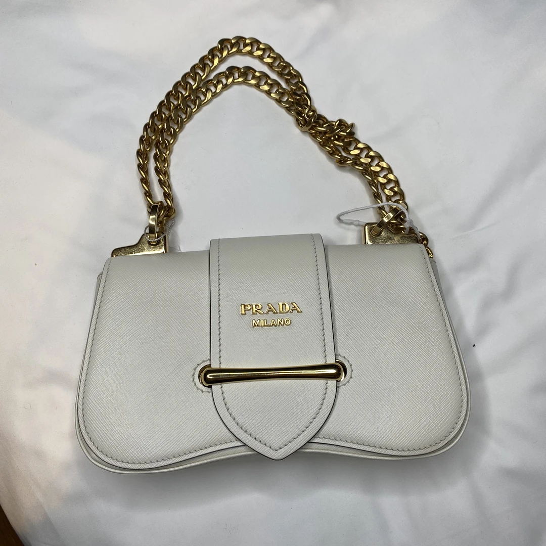 95新 Prada/普拉达 单肩包/I08