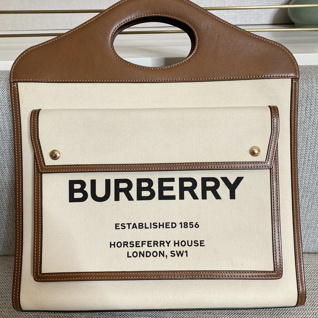 95新 BURBERRY/博柏利 单肩包/F06