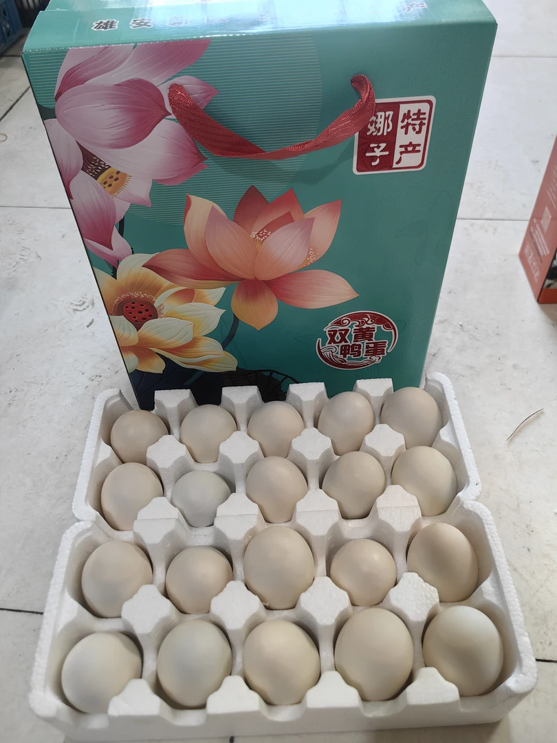 白洋淀特色大双黄蛋。