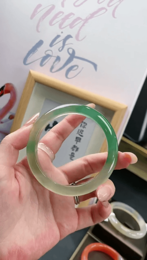 【闪购商品】玛瑙/玉髓手镯未镶嵌D183