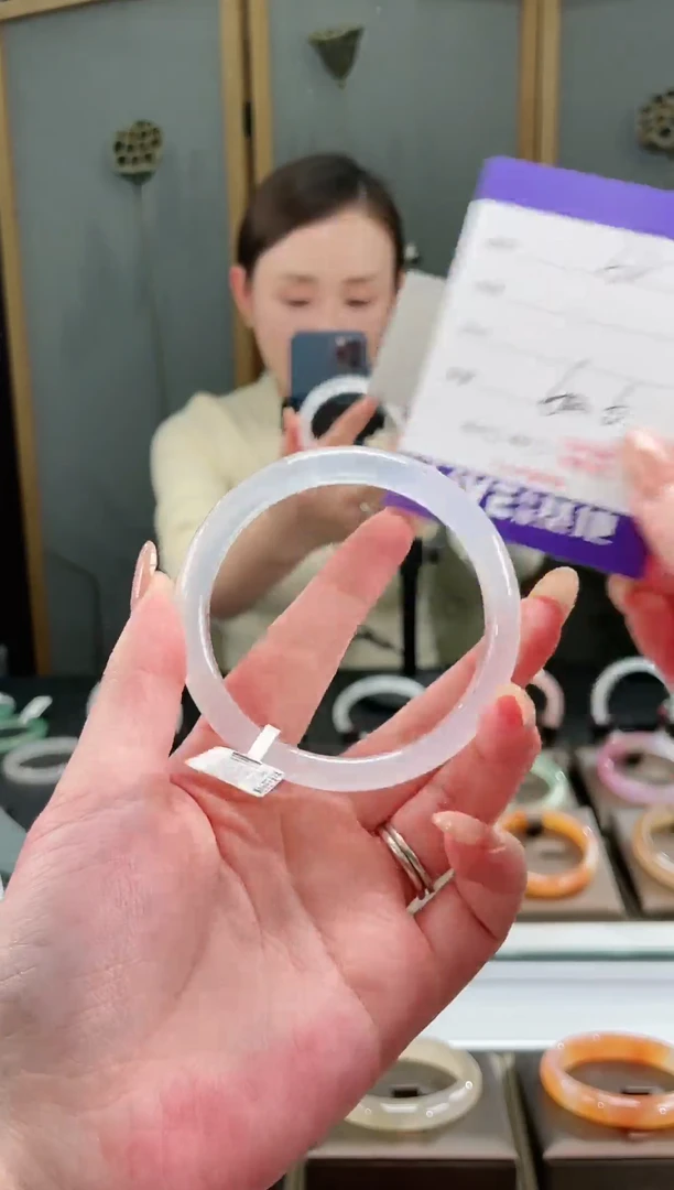 【闪购商品】玛瑙/玉髓手镯未镶嵌32