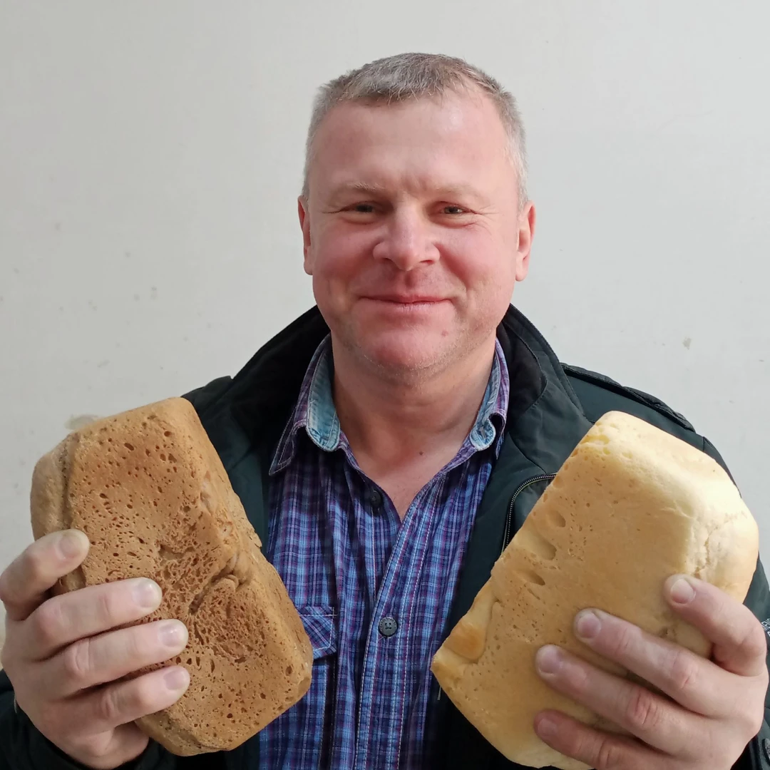 【一份5斤】500克/个 俄罗斯风味大列巴黑麦黑全麦面包早餐零食品