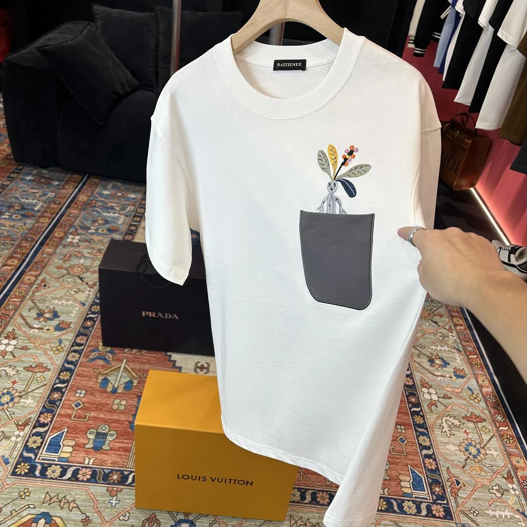 香港轻奢巴黎早春新款恤潮流轻奢百搭圆领短袖男女款