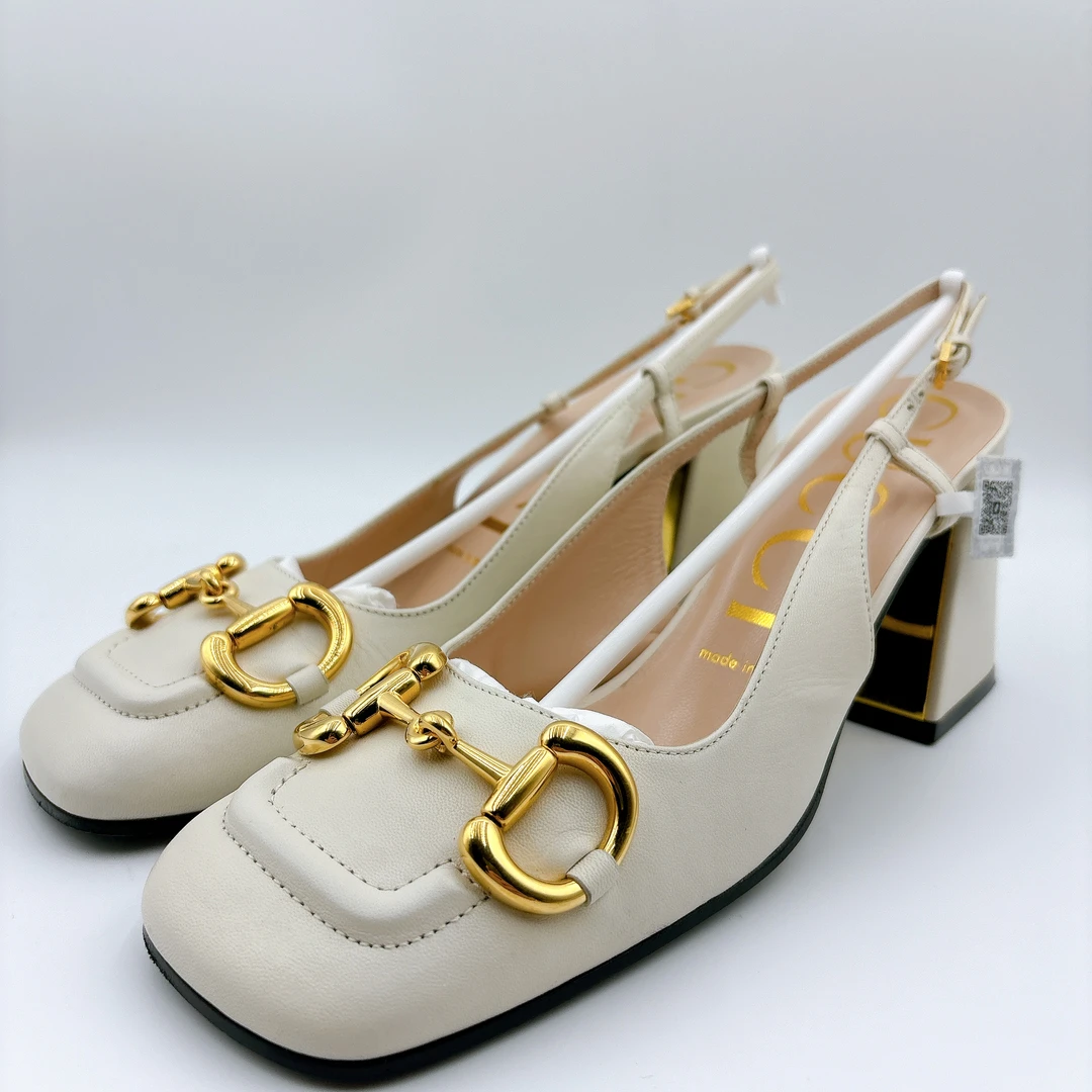 97新/古驰/Gucci37码/经典马衔扣米白色粗高跟凉鞋/BM00671