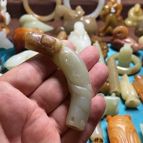 和田玉挂件未镶嵌