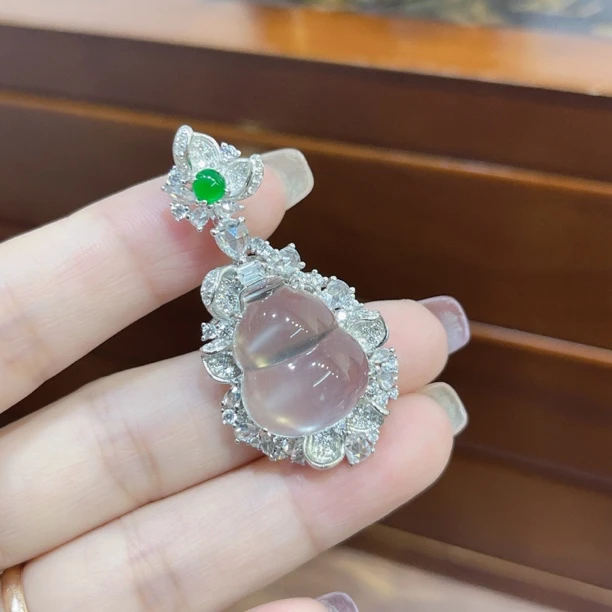 天然玉石，石英质玉葫芦，s925银镶嵌