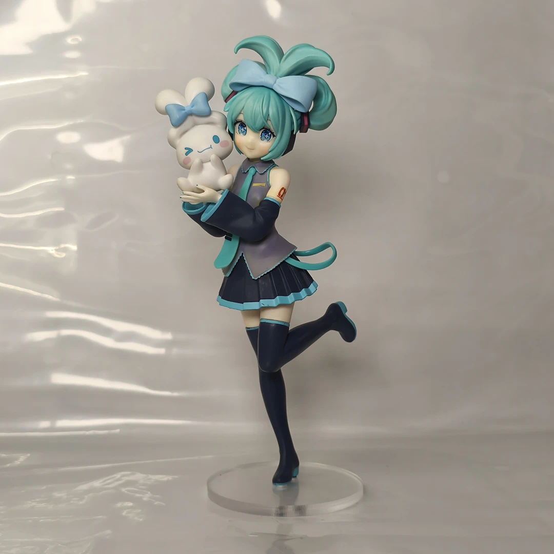 日版 SEGA 世嘉 联名 三丽鸥 初音未来×大耳狗日版景品手办