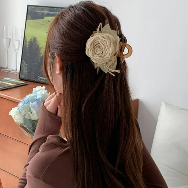 美拉德风干枯玫瑰花朵抓夹复古简约后脑勺盘发鲨鱼夹高级感抓发饰
