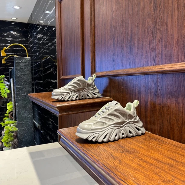 欧洲站早秋2024新款男骨架厚底皮面老爹鞋轻质透气休闲鞋（标准码）