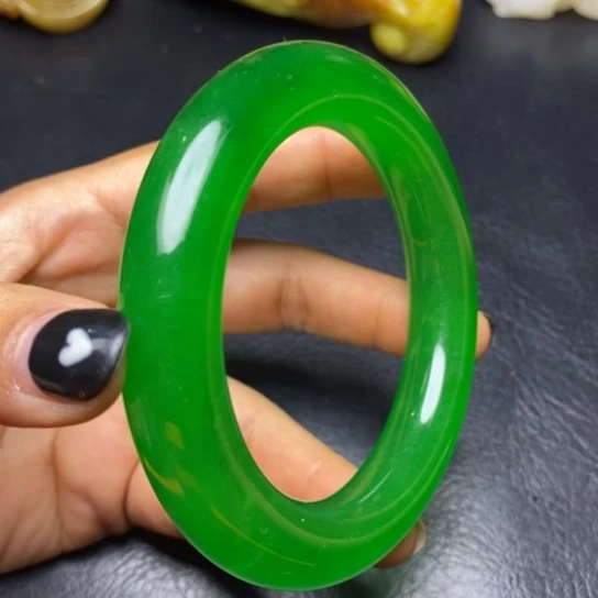 和田玉（糖玉）挂件未镶嵌