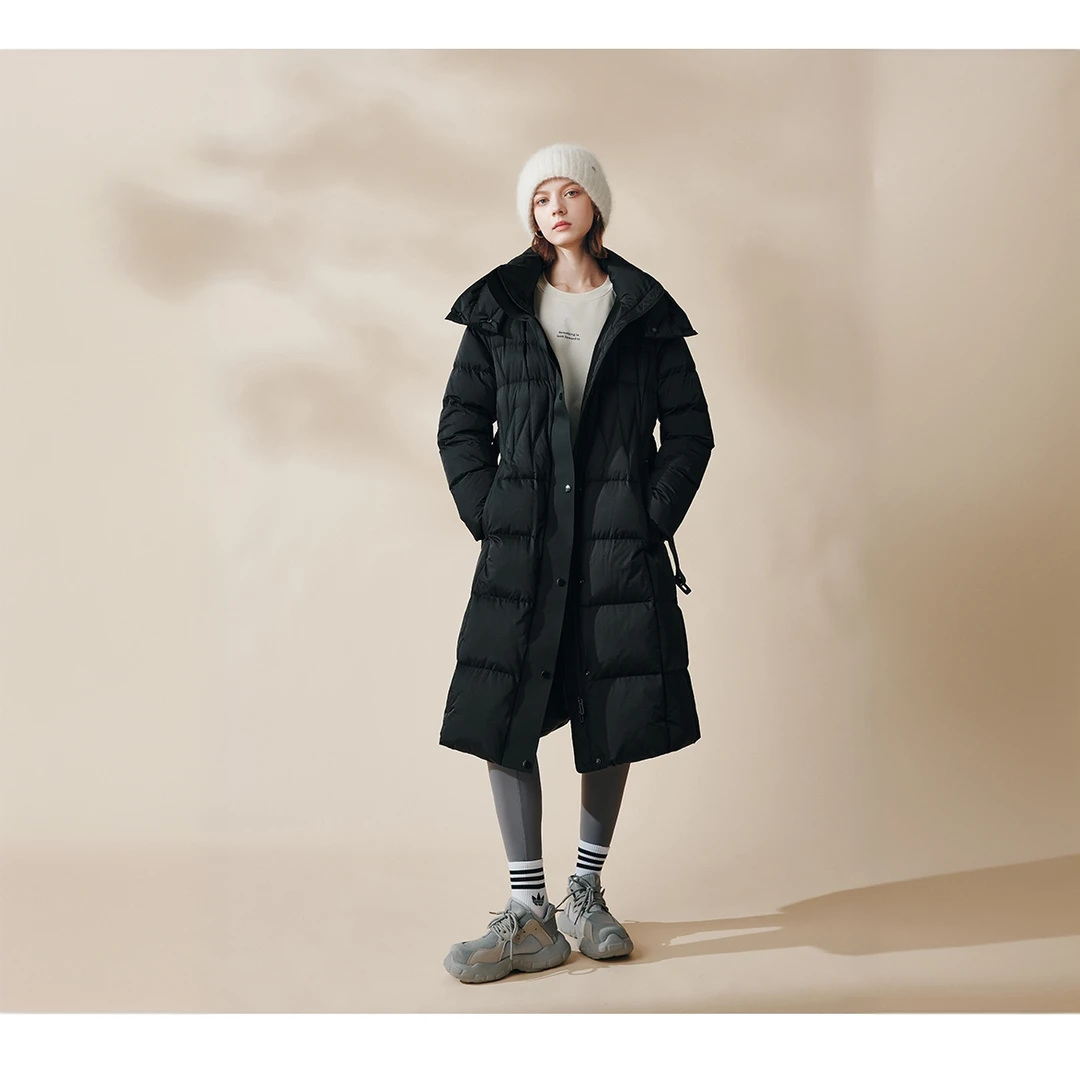 法曼萱时尚连帽90白鹅绒羽绒服女长款冬季新款设计感收腰外套情侣