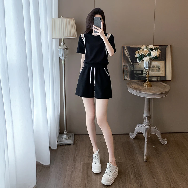 夏季新款欧货高级感休闲运动套装女设计感黑色短袖上衣短裤两件套