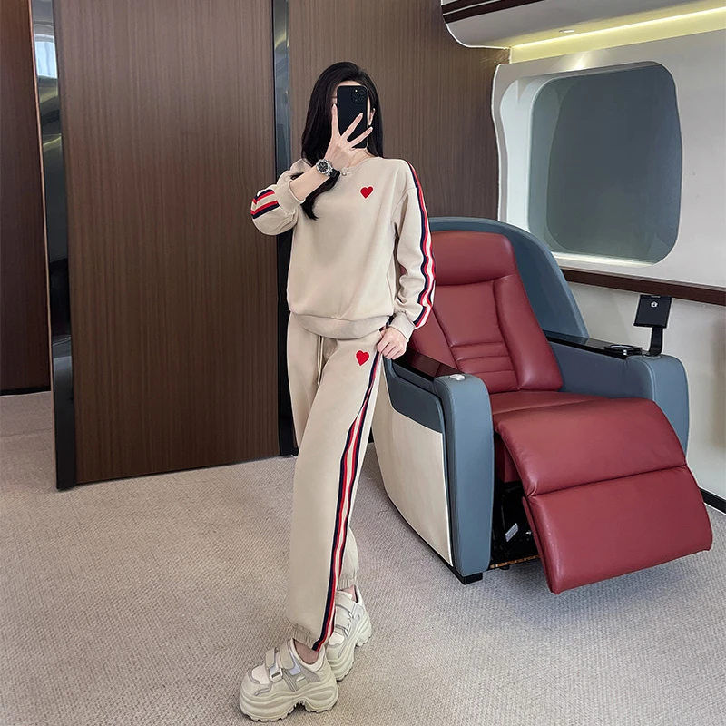 秋季2024新款欧货小众休闲运动套装女洋气减龄长袖卫衣卫裤两件套