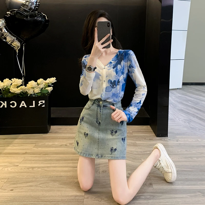 2024秋季轻熟御姐休闲时尚套装女气质v领长袖开衫牛仔短裙两件套