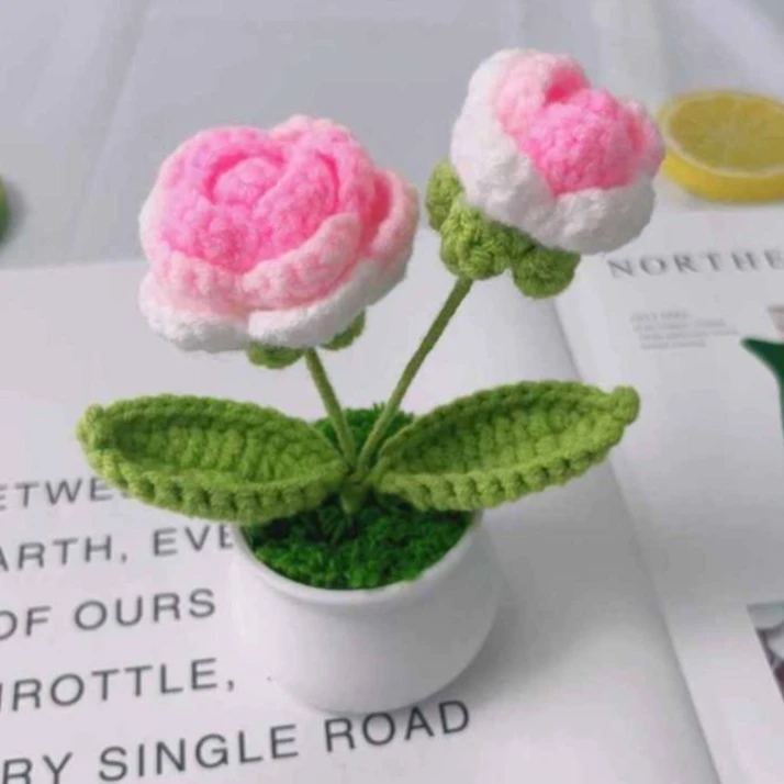 成品玫瑰花小盆栽毛线手工针织盆景车内饰品办公室摆件装饰品礼品