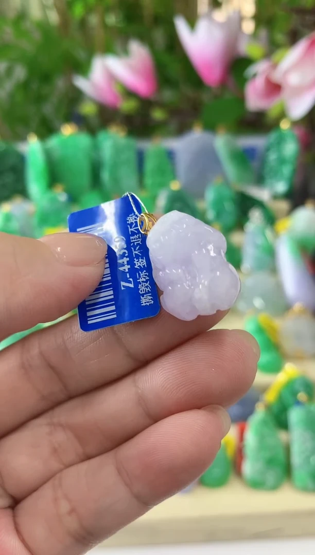 【闪购商品】翡翠颈饰18K金镶嵌挂件
