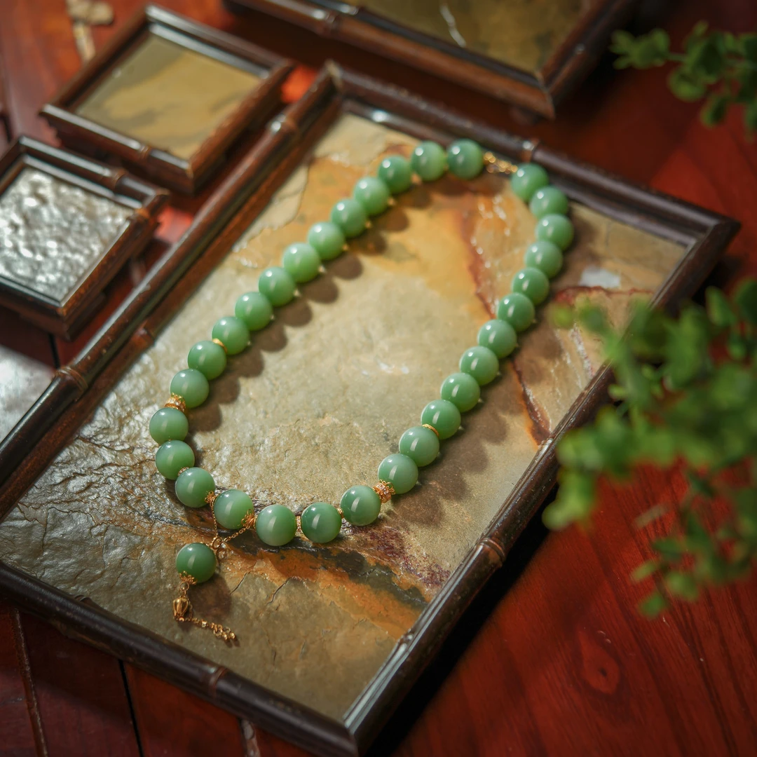 碧桑子·传世级和田玉电闪冰绿猫18K金碧玉大美人链AD1158约16mm