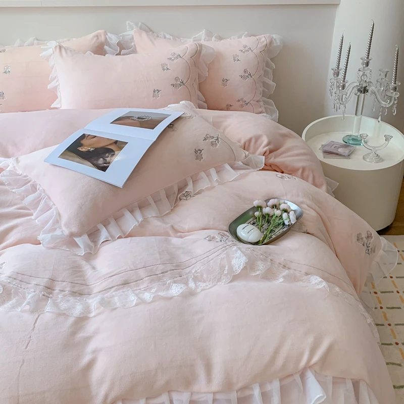 法式牛奶绒蕾丝刺绣四件套公主风珊瑚绒法兰绒双面绒被套冬季保暖