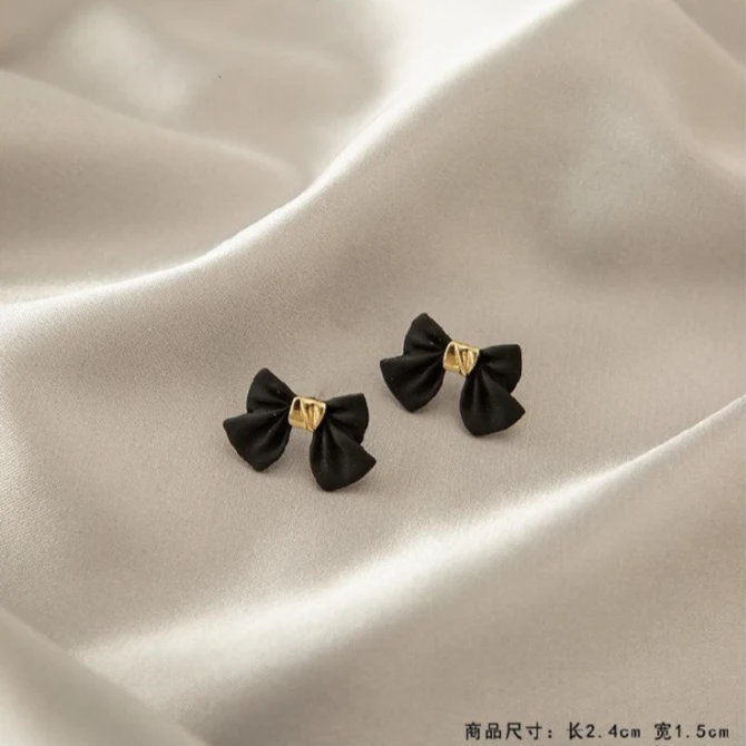 铜合金耳饰 红白黑三色蝴蝶结 秀气耳钉走秀款