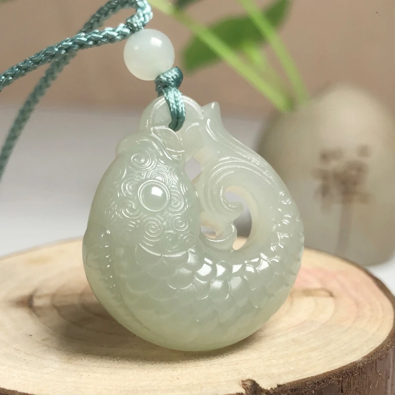 天然和田玉含钱鲤鱼吊坠富贵有余挂坠男女玉佩项链玉坠湖水绿晴水