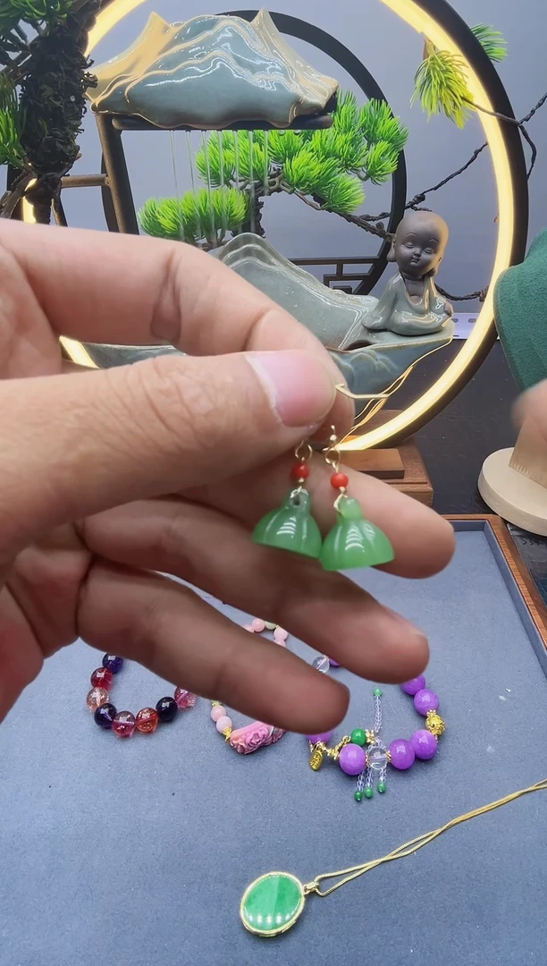 【闪购商品】和田玉耳饰14K金镶嵌E59