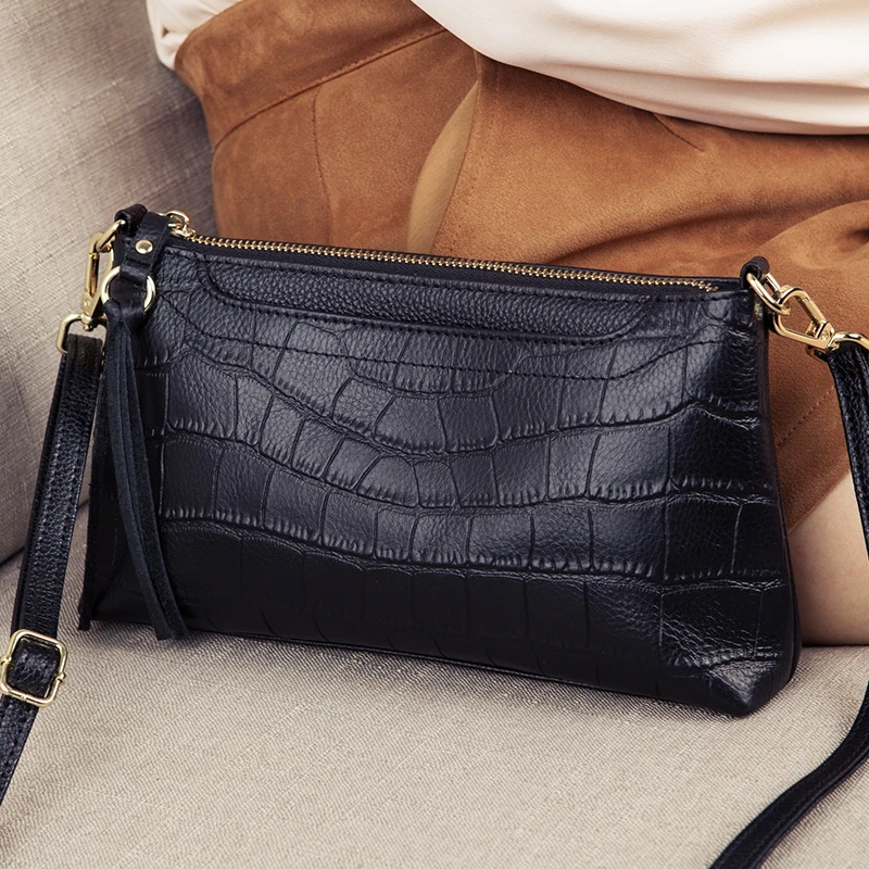 女士斜挎包包2025新款100%真皮百搭中年女包妈妈包大容量单肩包