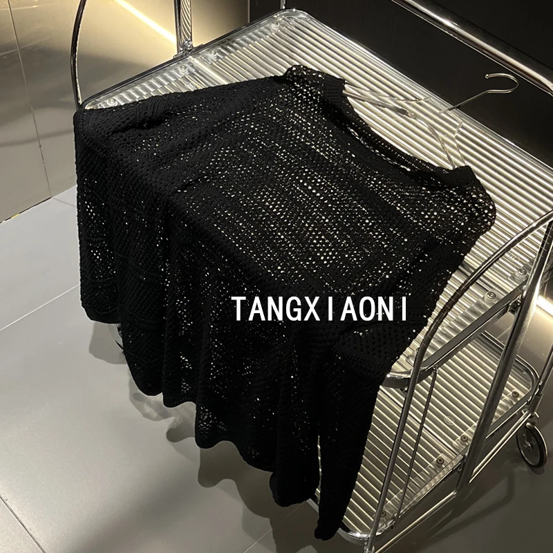 早秋 镂空针织上衣