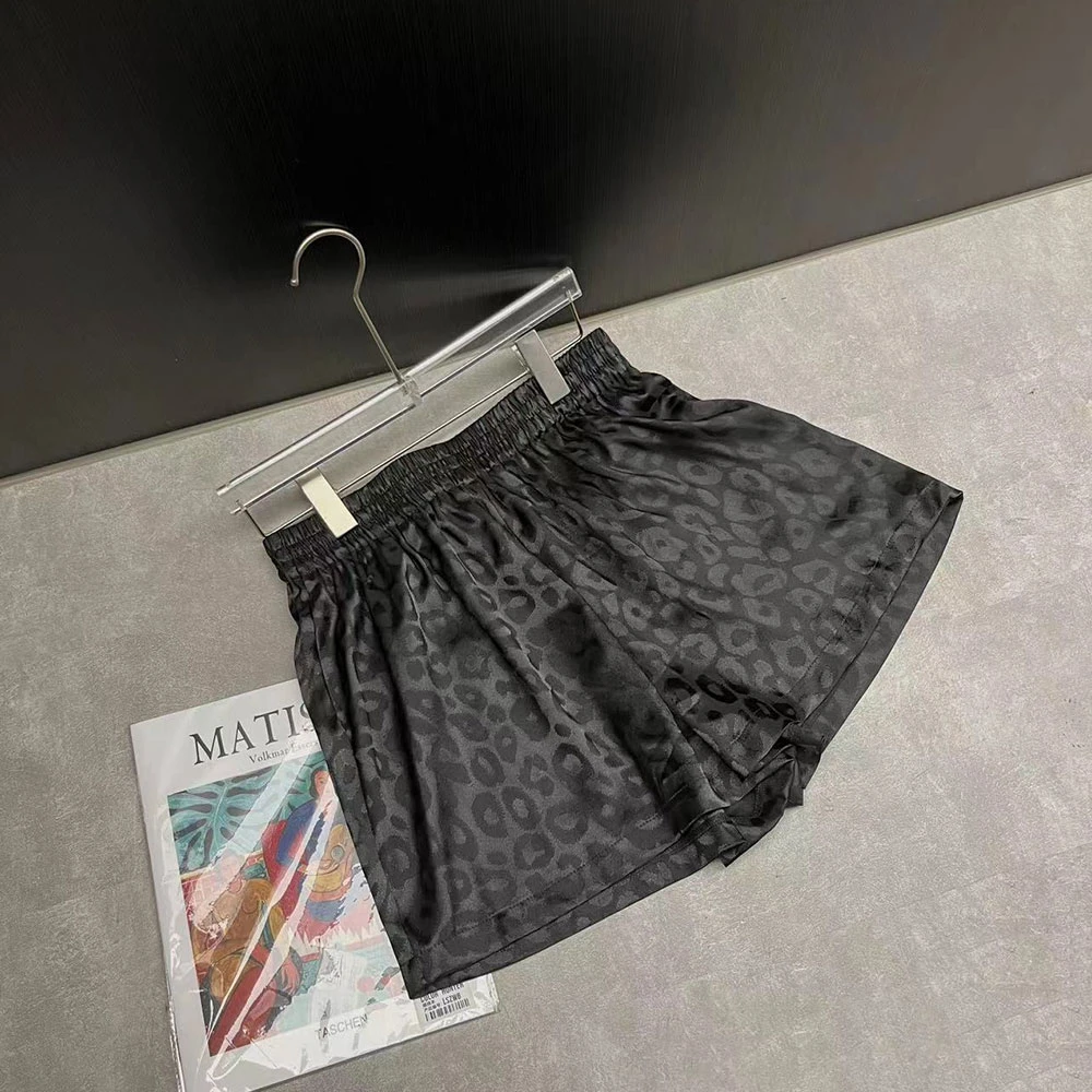 【暗纹斑斑】高品质短裤