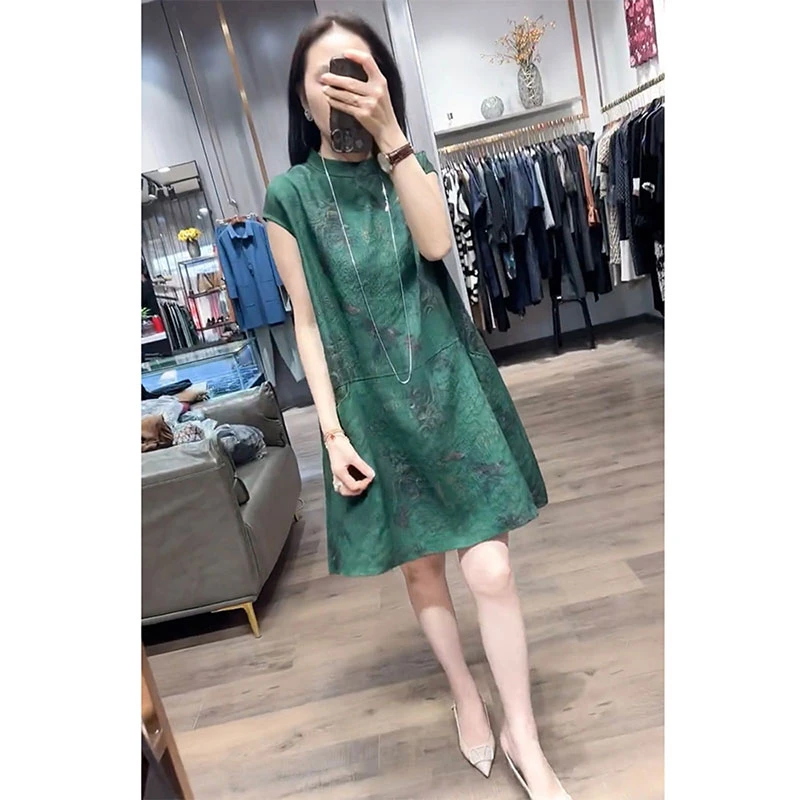 新中式国风简单大方绿色连衣裙欧洲站2025夏季新款气质显瘦短裙潮