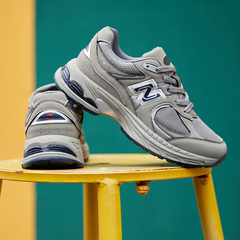 【小雪专属】新百伦男女同款情侣款复古老爹休闲鞋2002