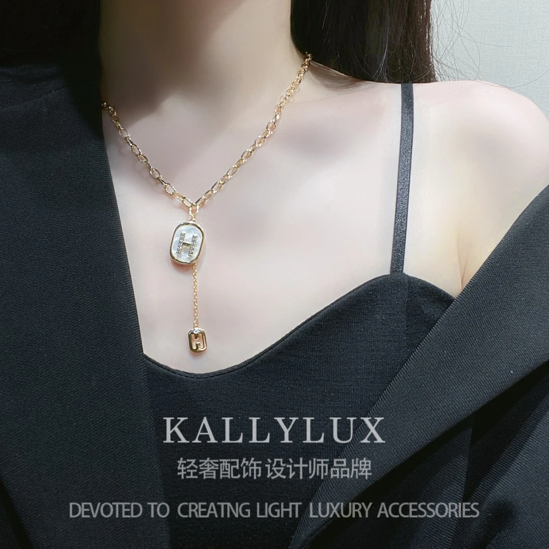 铜合金项链 MYL-305【英文H】轻奢时尚设计款毛衣链女简约小众设计
