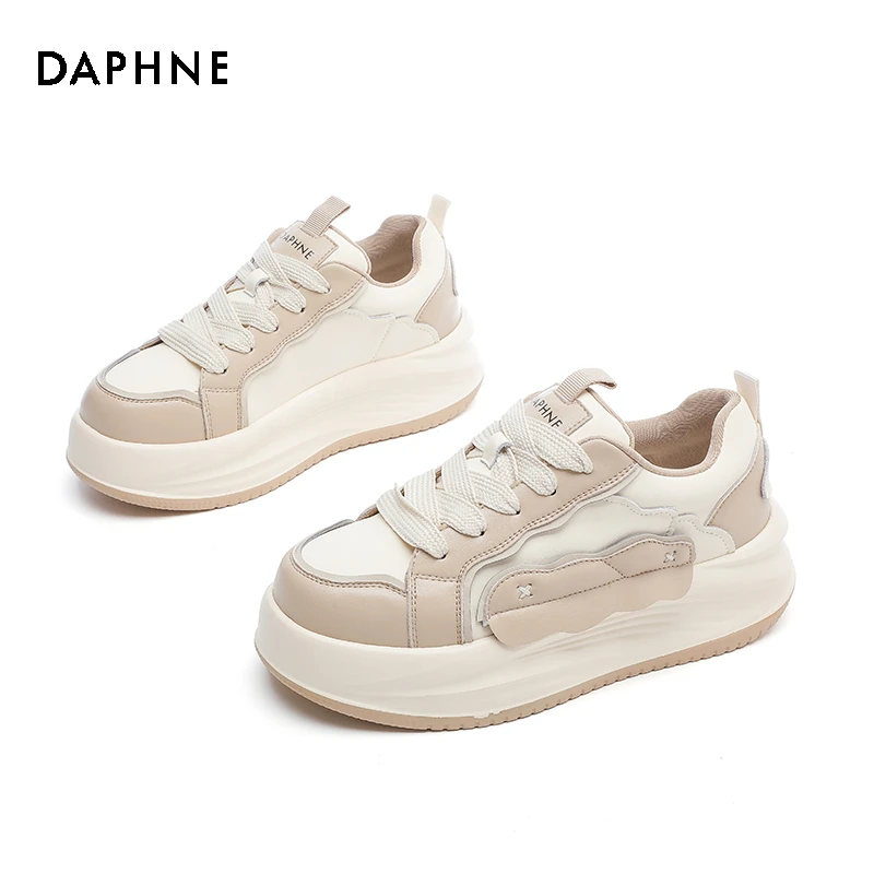 达芙妮板鞋女秋冬新款舒适厚底增高运动休闲鞋时尚百搭小白鞋