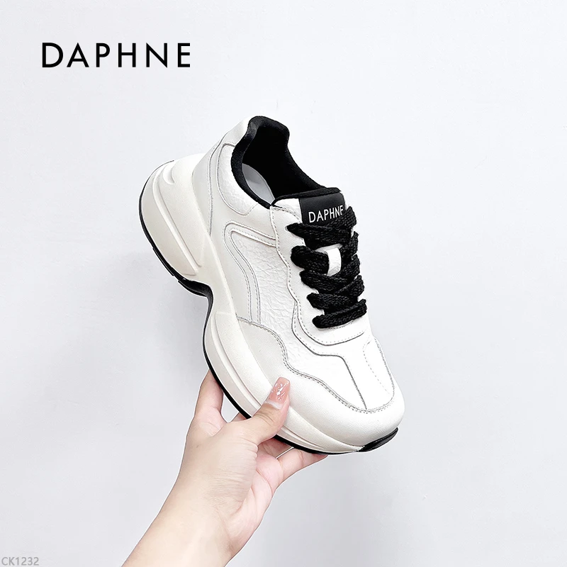 达芙妮2024新款时尚简约运动厚底增高休闲鞋小白鞋时尚百搭轻便