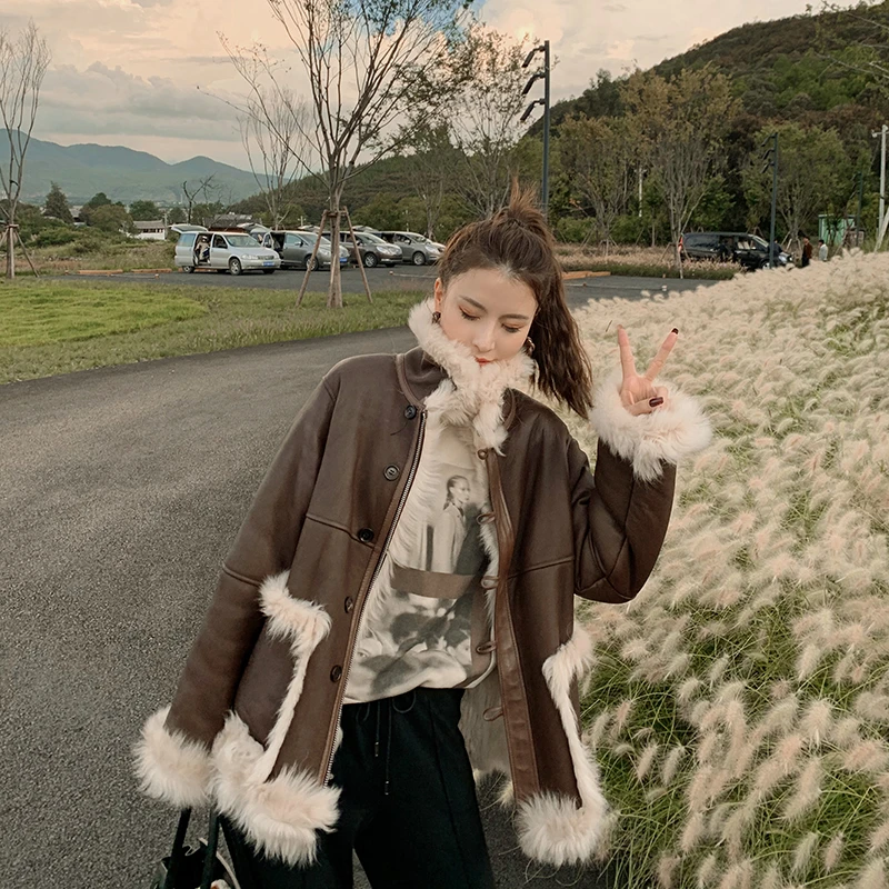 【BANJOUR】托斯卡纳皮毛一体外套时髦皮衣正反两穿MP203009