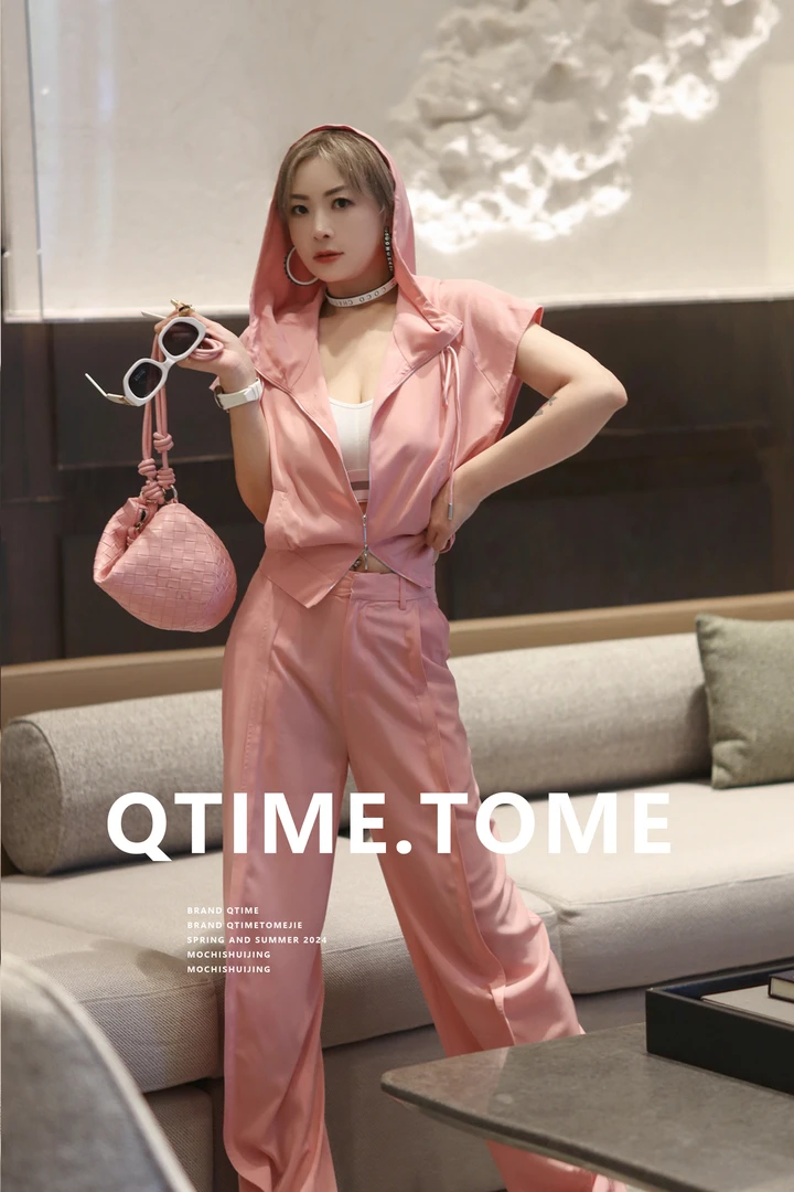 上玄水镜& 【樱花慕斯】品牌设计师  时尚气质连帽套装 TZ25290569