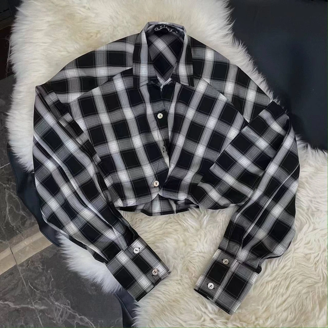 Qtime&时尚设计款女装黑白格子衬衫23210942