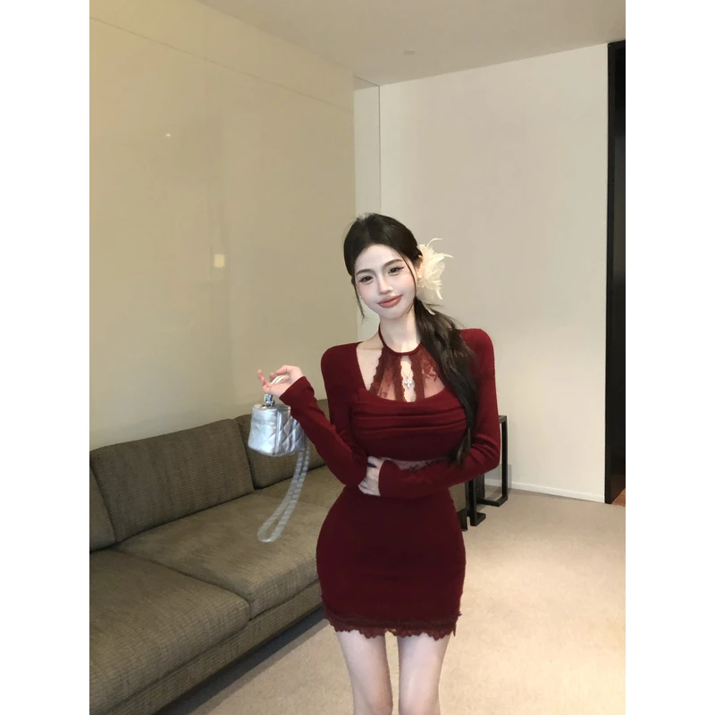 设计感纯欲风长袖针织连衣裙秋冬蕾丝拼接收腰包臀短裙打底裙女装