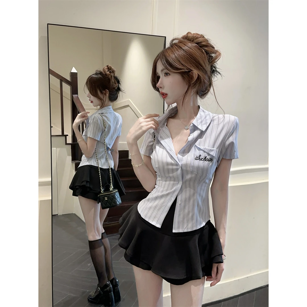 美式别致绝美纯欲气质条纹衬衫ins小众百搭刺绣设计短袖上衣女夏