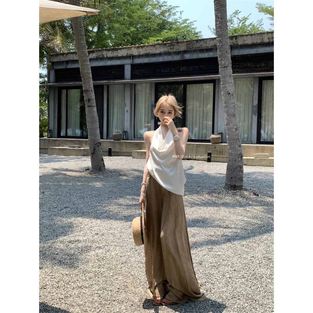 松弛感穿搭两件套挂脖荡领露背上衣背心女压褶阔腿裤垂感休闲长裤