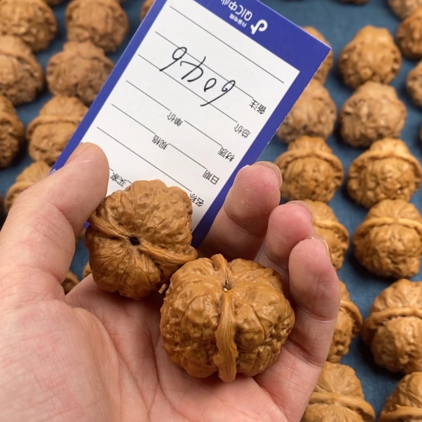 【闪购商品】文玩核桃把件老*.