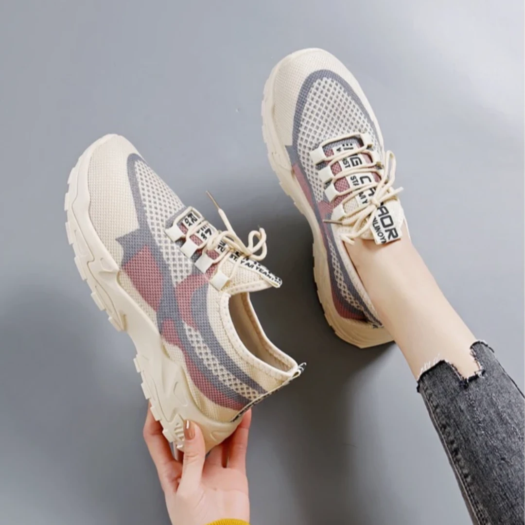 厚底飞织女鞋舒适透气网面运动鞋轻便网红时尚休闲百搭软底跑步鞋