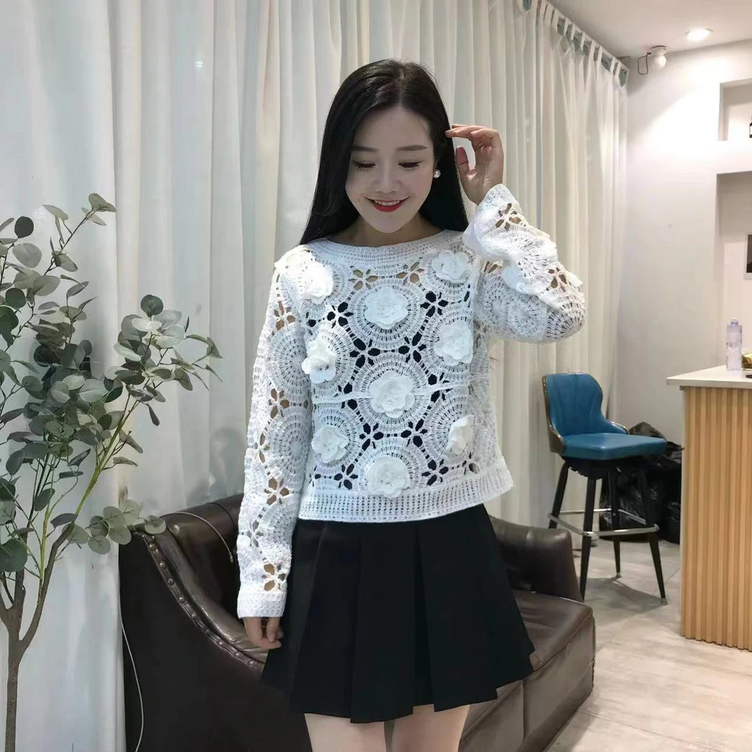 2024秋季新款镂空立体花朵时髦气质针织衫女