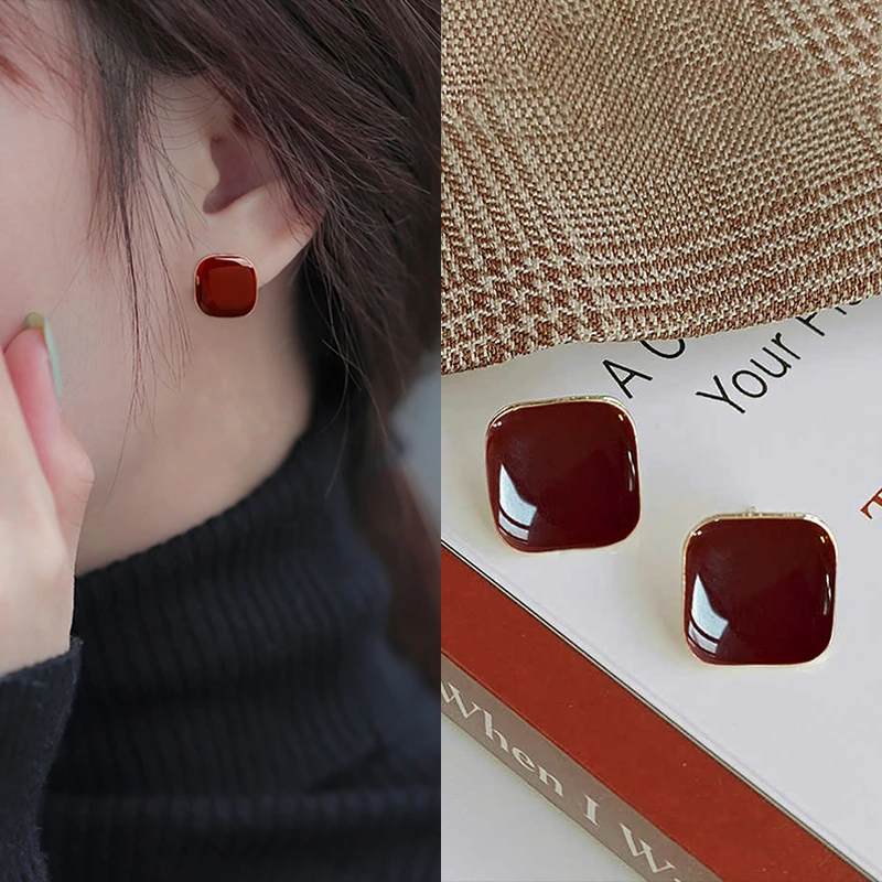 酒红色方形耳钉高级感女款秋冬新年耳环小众设计复古简约百搭耳饰