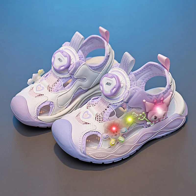库洛米女童凉鞋夏季2024新款儿童亮灯公主凉拖女孩包头儿童软底鞋